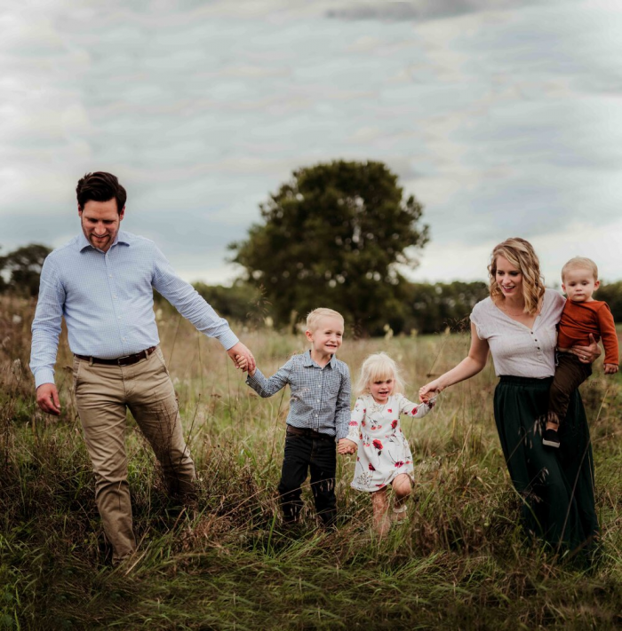 What To Wear To A Family Photoshoot