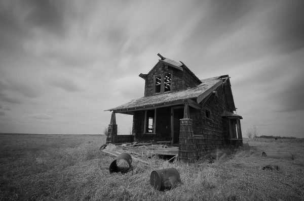 Top Reasons Photographers Prefer Using Black and White Pictures