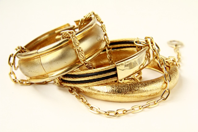 Gold jewelry, bracelets and chains | Gold jewelry, bracelets and chains